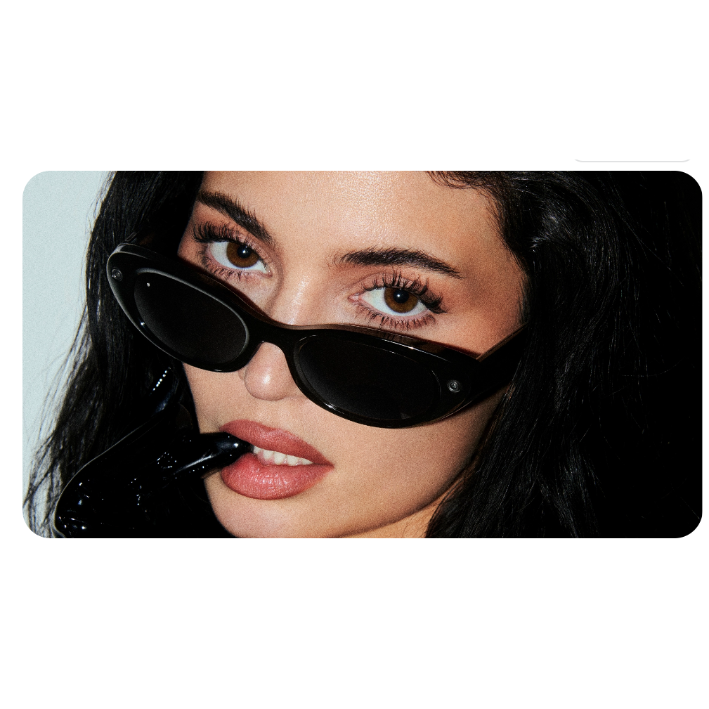 Meta Starfire Kylie Edition AI Smart Glasses – Classic Black Frame, Transitions® Grey Lenses